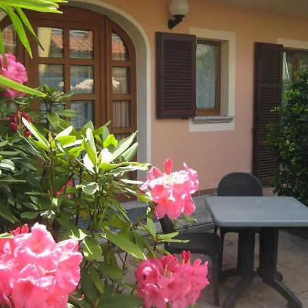 Margherita Lake Maggiore