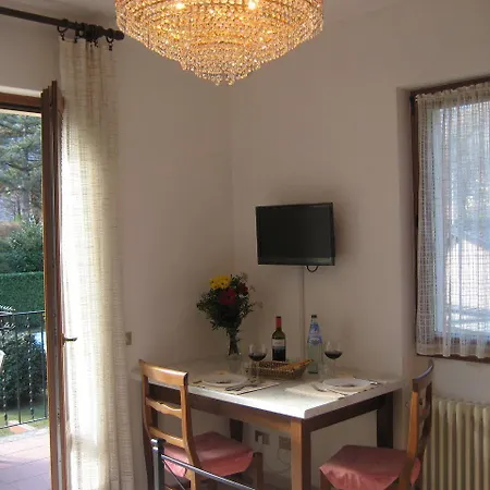 Aparthotel Margherita Lake Maggiore